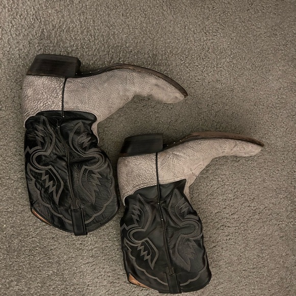 Tony Lama Gray and Black Western Boots - Picture 3 of 5